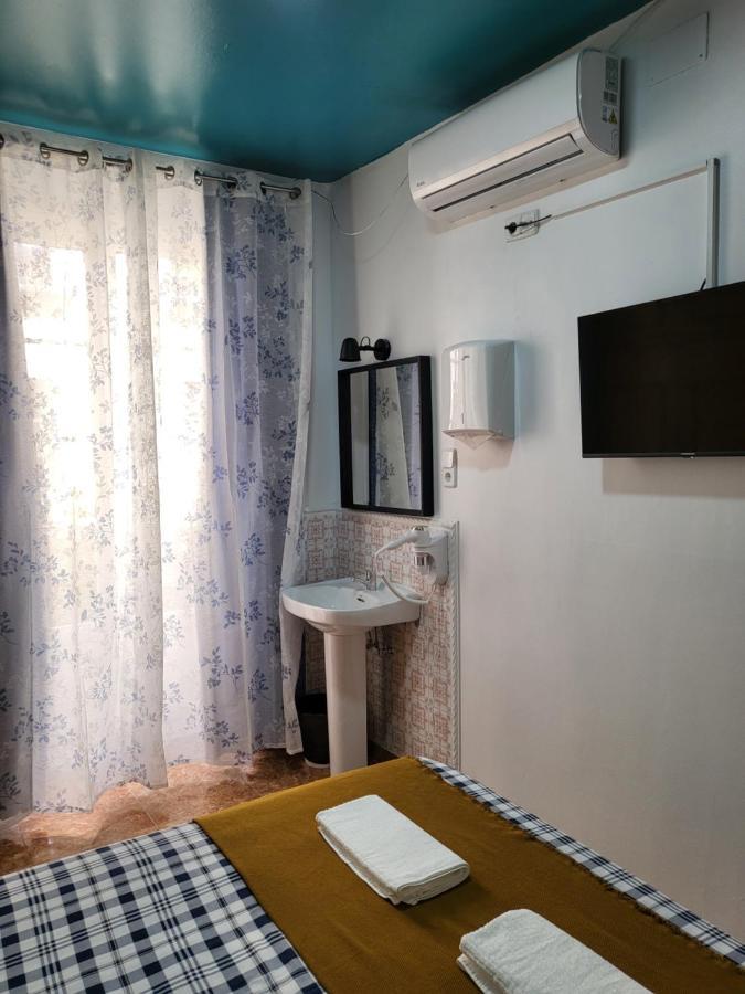 M-A Catrachos Rooms Madrid Exterior photo