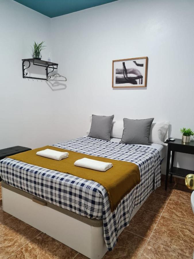 M-A Catrachos Rooms Madrid Exterior photo