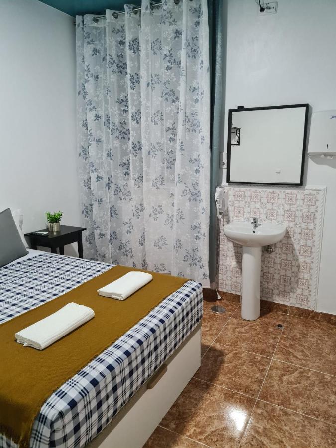 M-A Catrachos Rooms Madrid Exterior photo