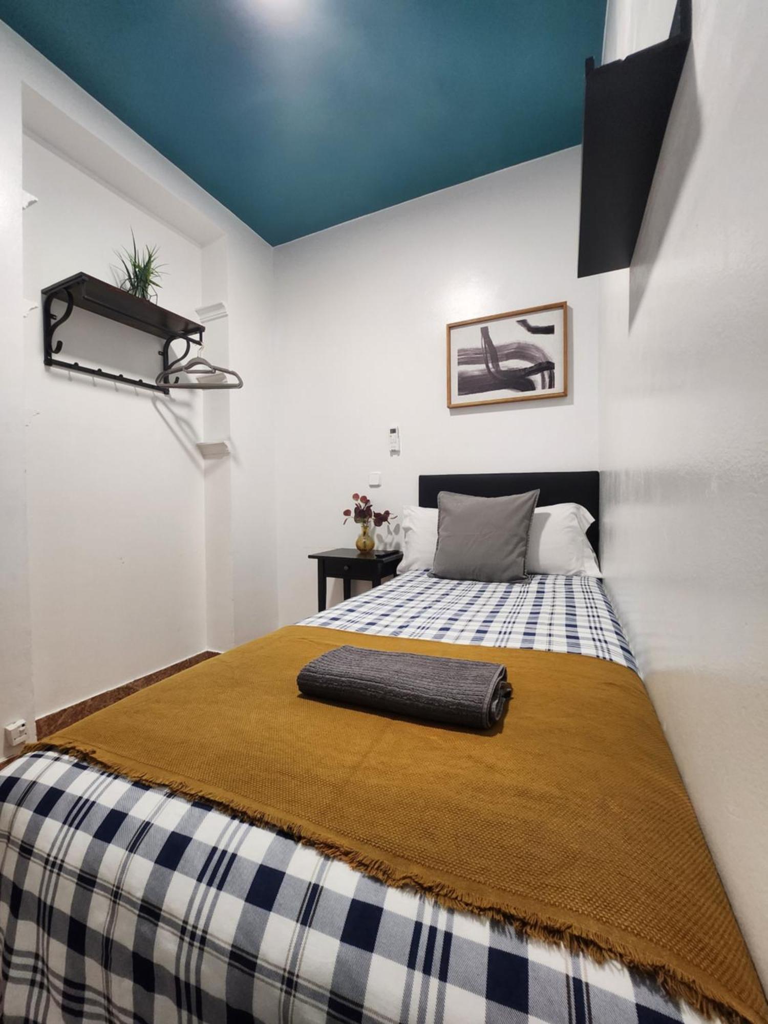 M-A Catrachos Rooms Madrid Exterior photo